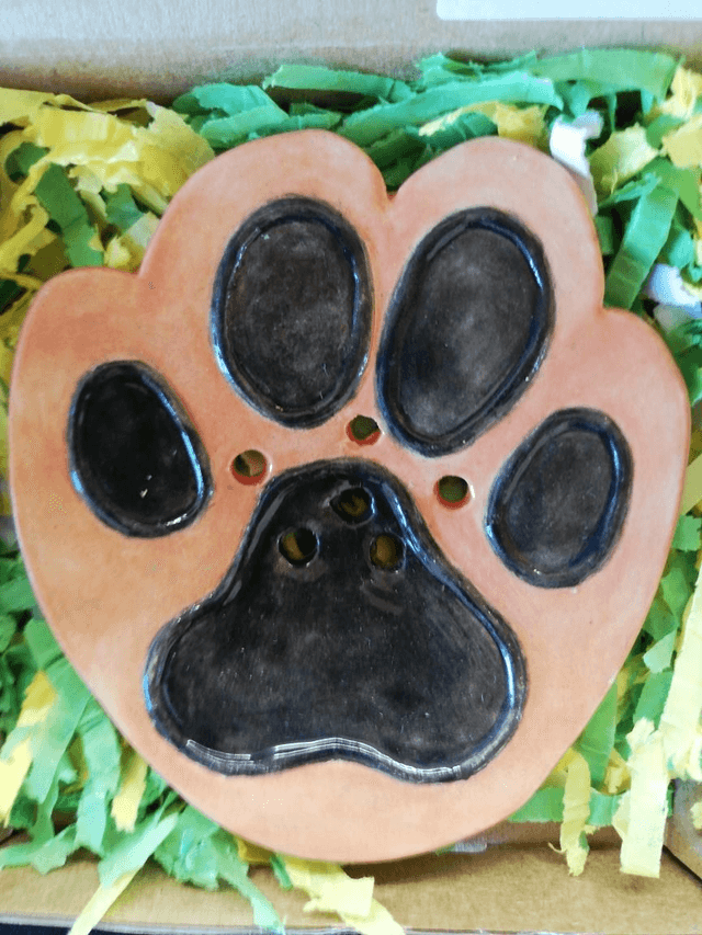 Paw Print Soap Dish with Two Dog Soap